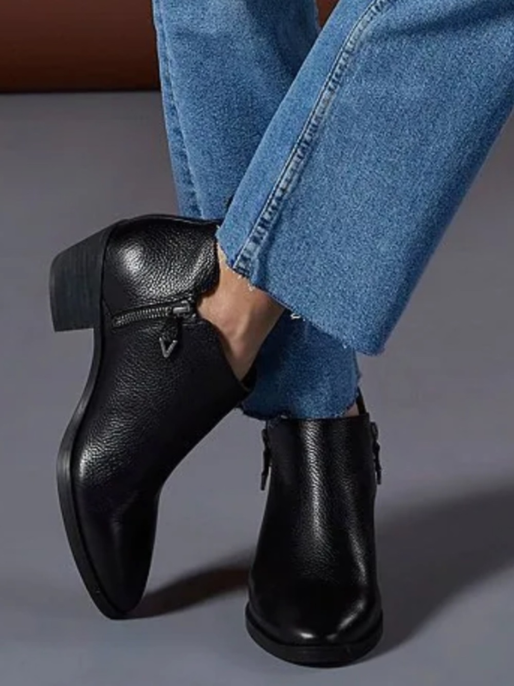 Vionic Cecily Waterproof Pebbled Leather Ankle Bootie Black 8 Orthotic Casual